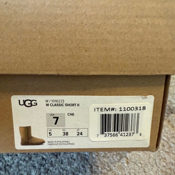 UGG Classic Short II Boots Chestnut Suede Shearling 1016223 Womens 7 - Picture 16 of 16
